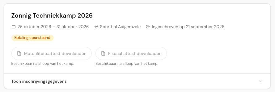 Een inschrijvingskaart met de status Betaling openstaand en de attesten die beschikbaar worden na afloop van het kamp